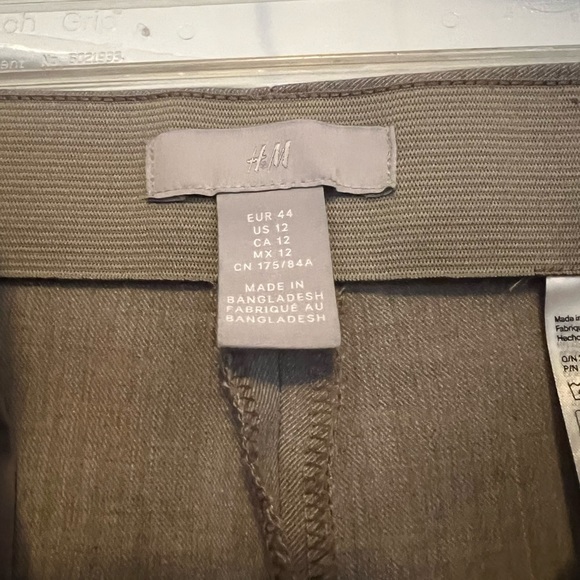 Taupe slacks - Picture 4 of 4